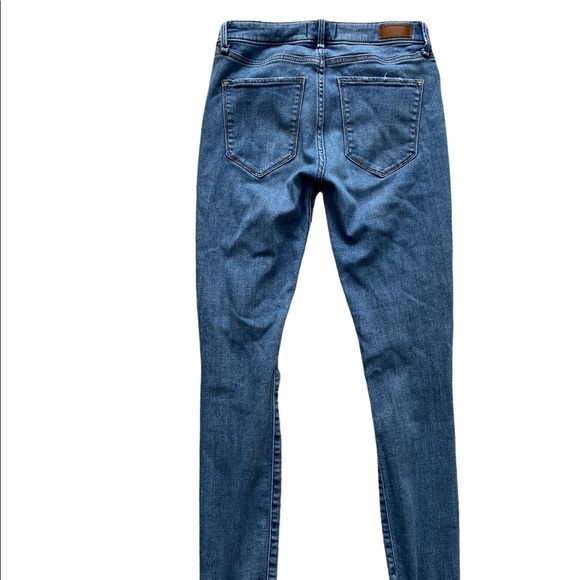 Abercrombie & Fitch distressed raw hem skinny jeans - Picture 2 of 5